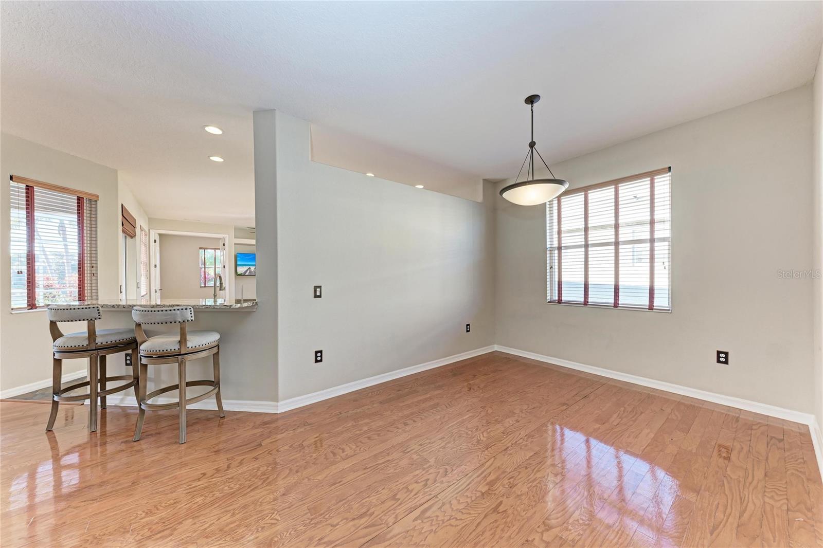 Image 17 of 55 For 6518 Field Sparrow Glen