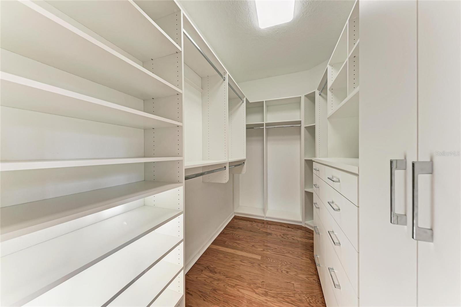 Image 21 of 55 For 6518 Field Sparrow Glen