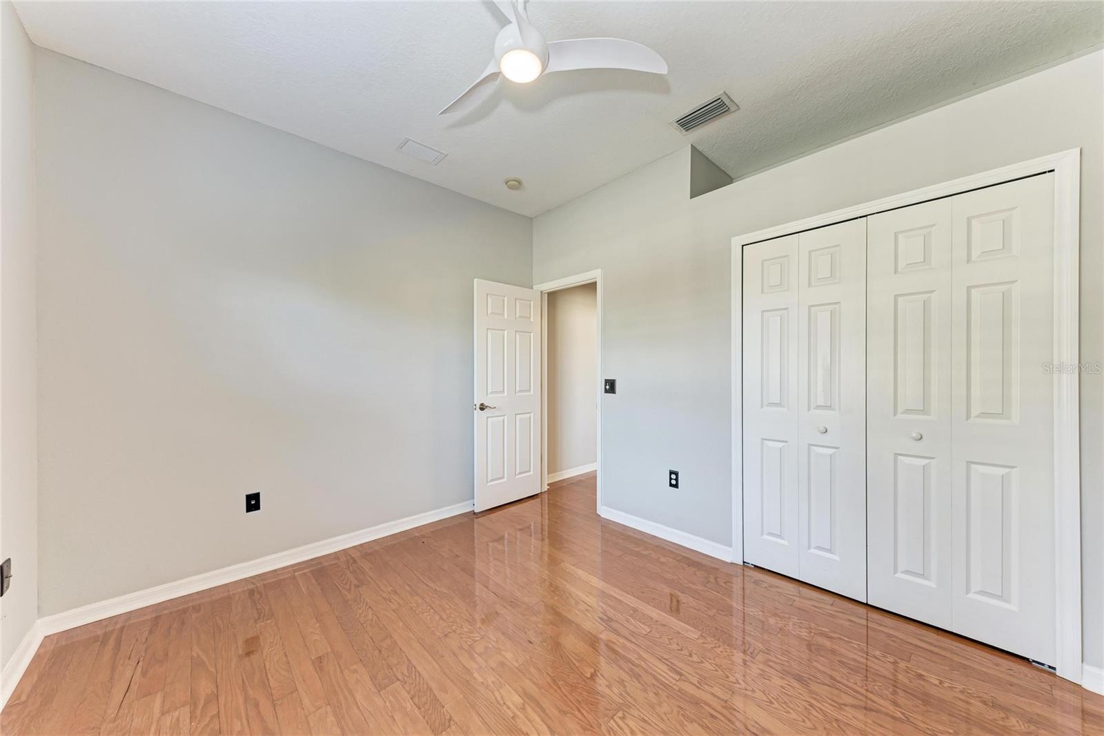 Image 32 of 55 For 6518 Field Sparrow Glen