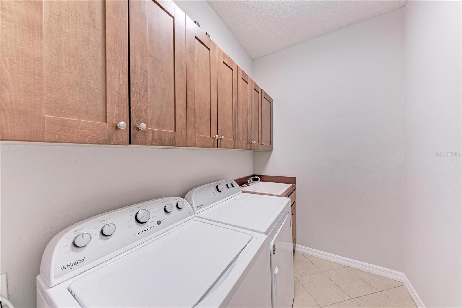 Image 39 of 55 For 6518 Field Sparrow Glen