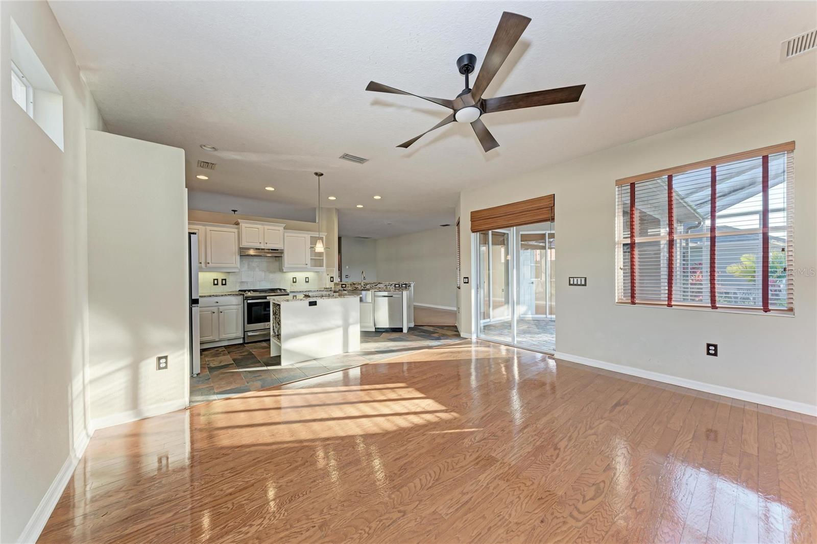 Image 9 of 55 For 6518 Field Sparrow Glen