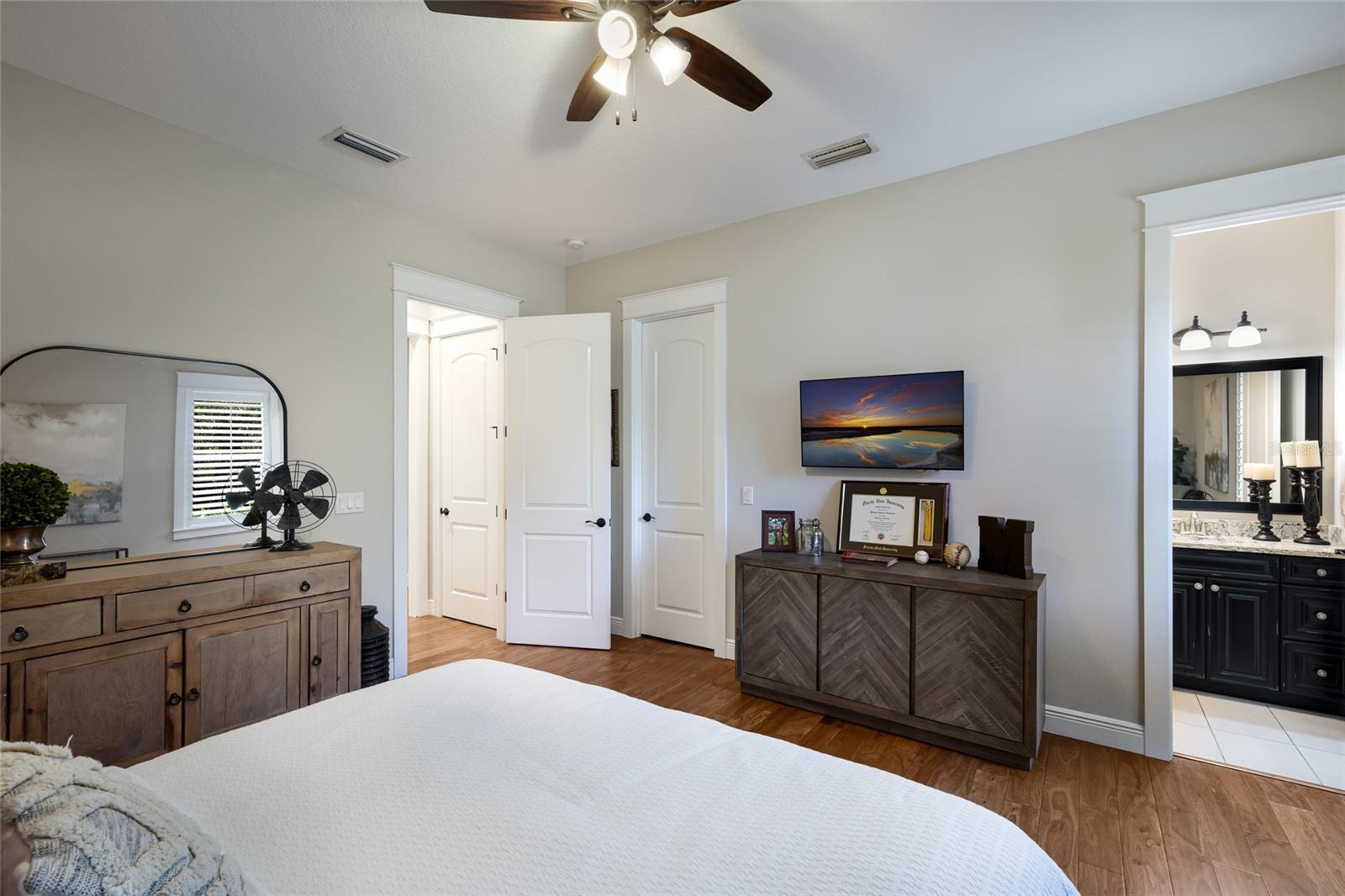 Image 33 of 53 For 9702 18th Drive Nw