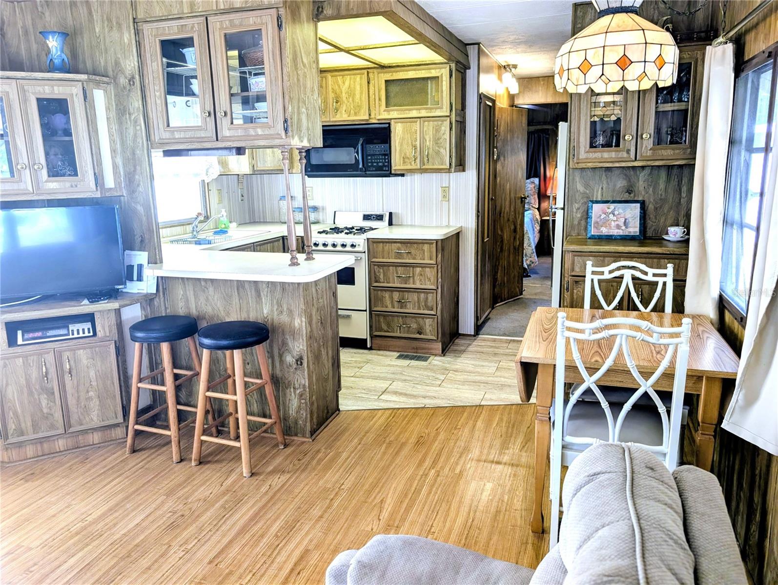 Image 10 of 15 For 3300 26th Avenue E 31