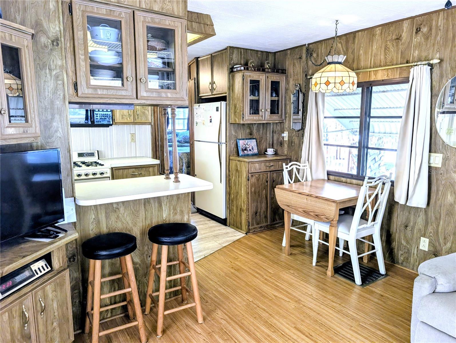 Image 9 of 15 For 3300 26th Avenue E 31