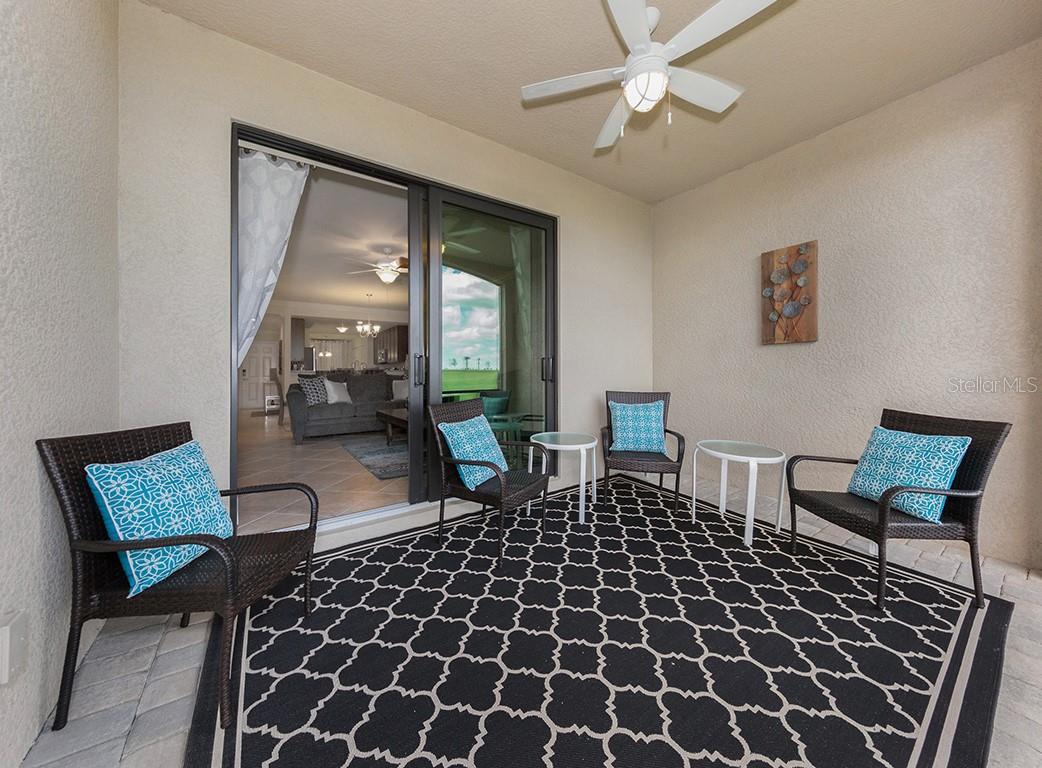 Image 25 of 60 For 5528 Palmer Circle 105