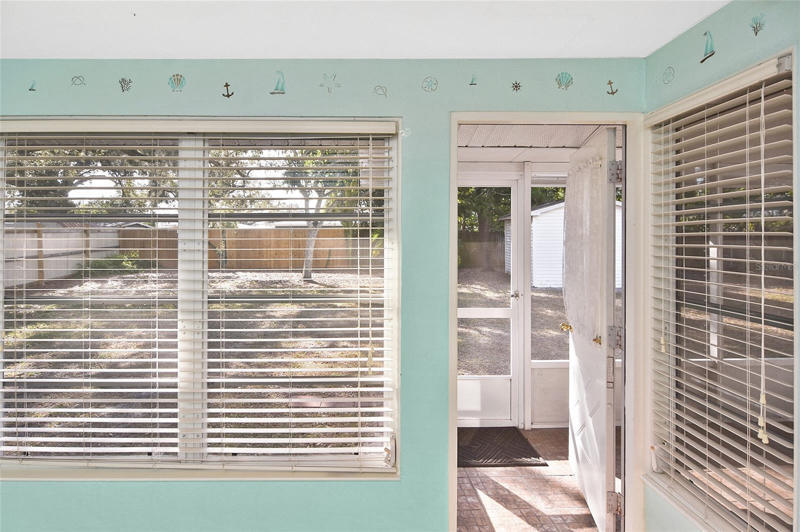 Image 27 of 45 For 3856 27th Parkway