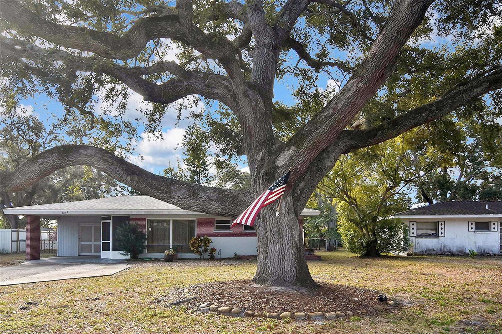 Image 3 of 45 For 3856 27th Parkway