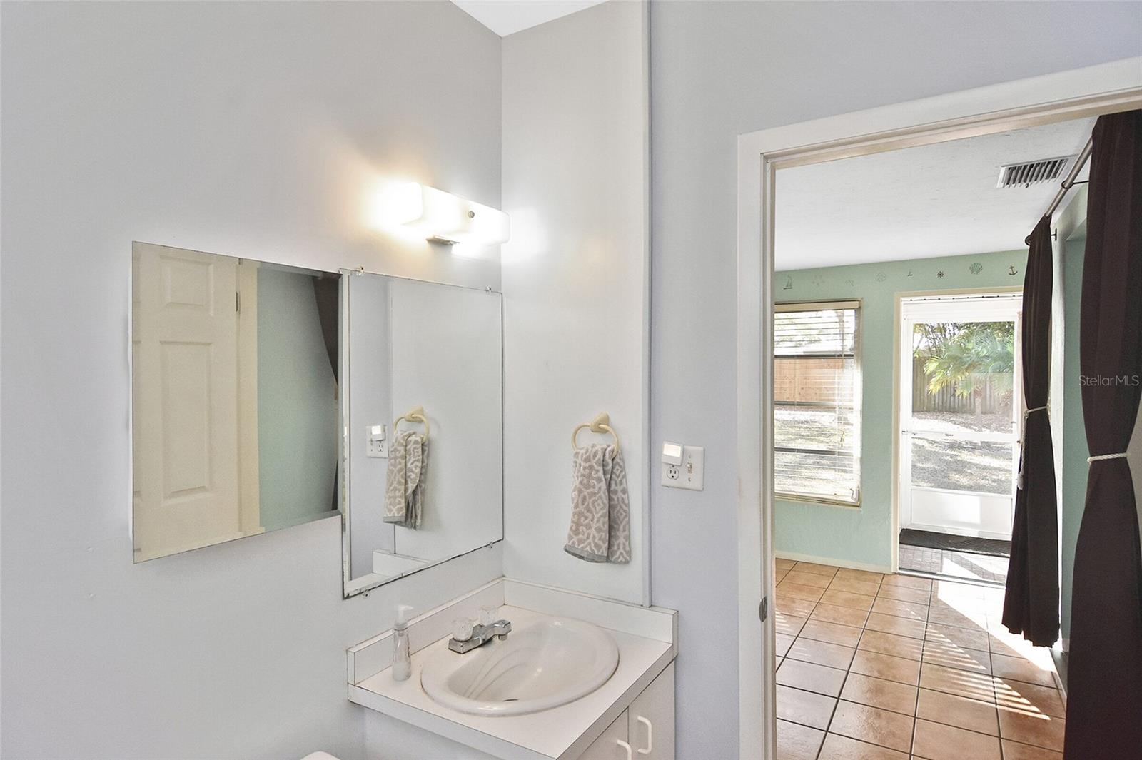 Image 31 of 45 For 3856 27th Parkway