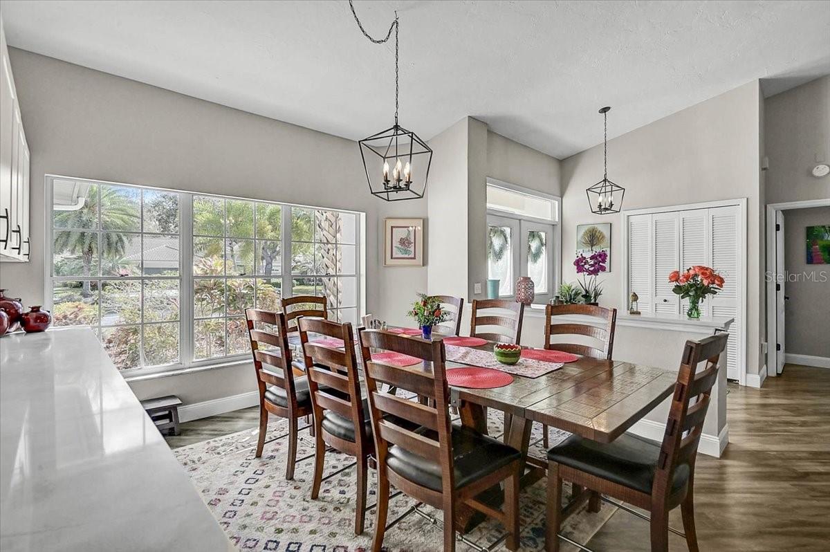 Image 10 of 46 For 4427 Highland Oaks Circle