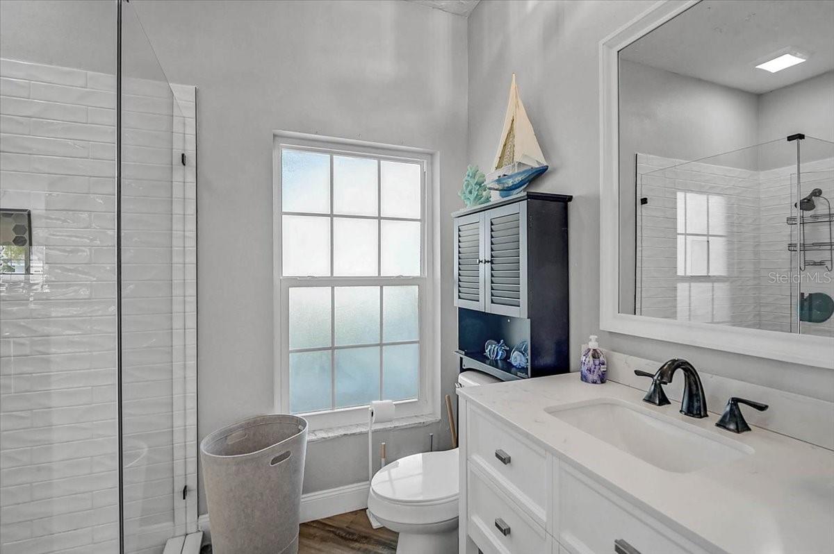 Image 23 of 46 For 4427 Highland Oaks Circle