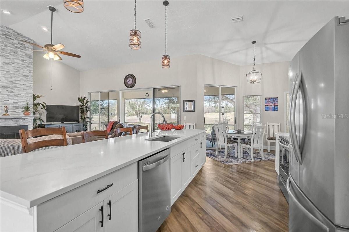 Image 3 of 46 For 4427 Highland Oaks Circle