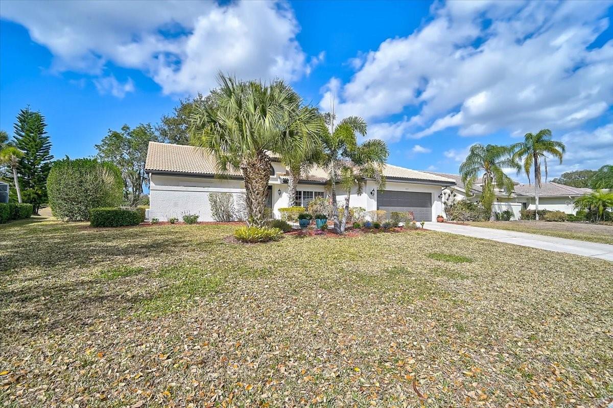 Image 42 of 46 For 4427 Highland Oaks Circle