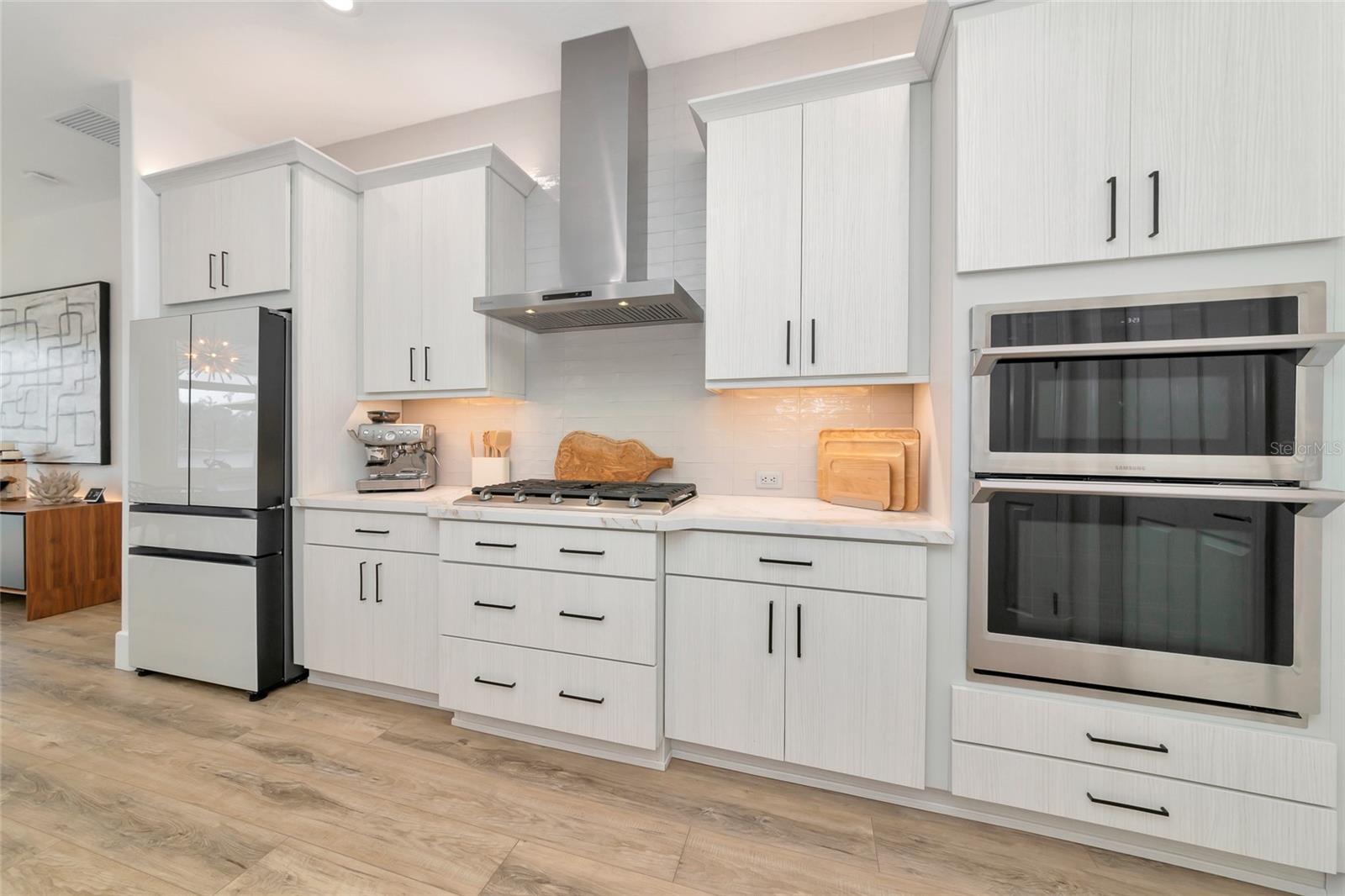 Image 12 of 54 For 16007 39th Glen E