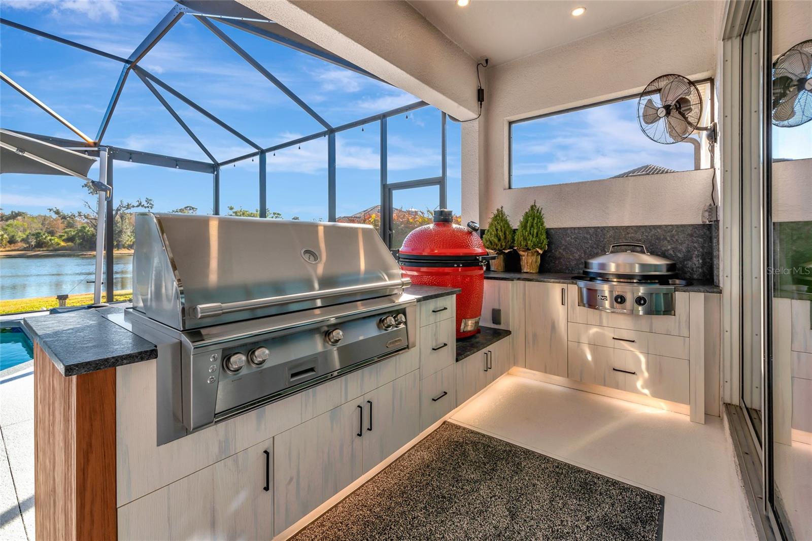 Image 35 of 54 For 16007 39th Glen E