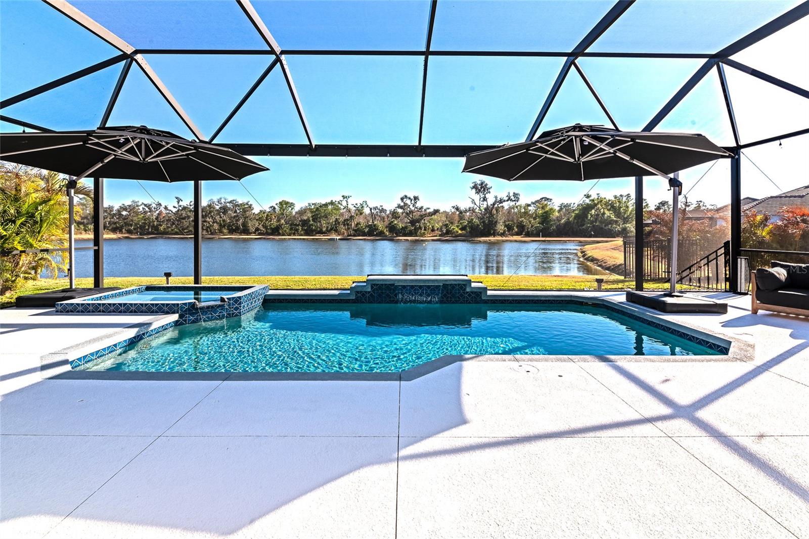 Image 36 of 54 For 16007 39th Glen E