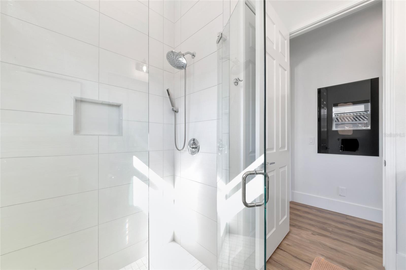 Image 43 of 54 For 16007 39th Glen E