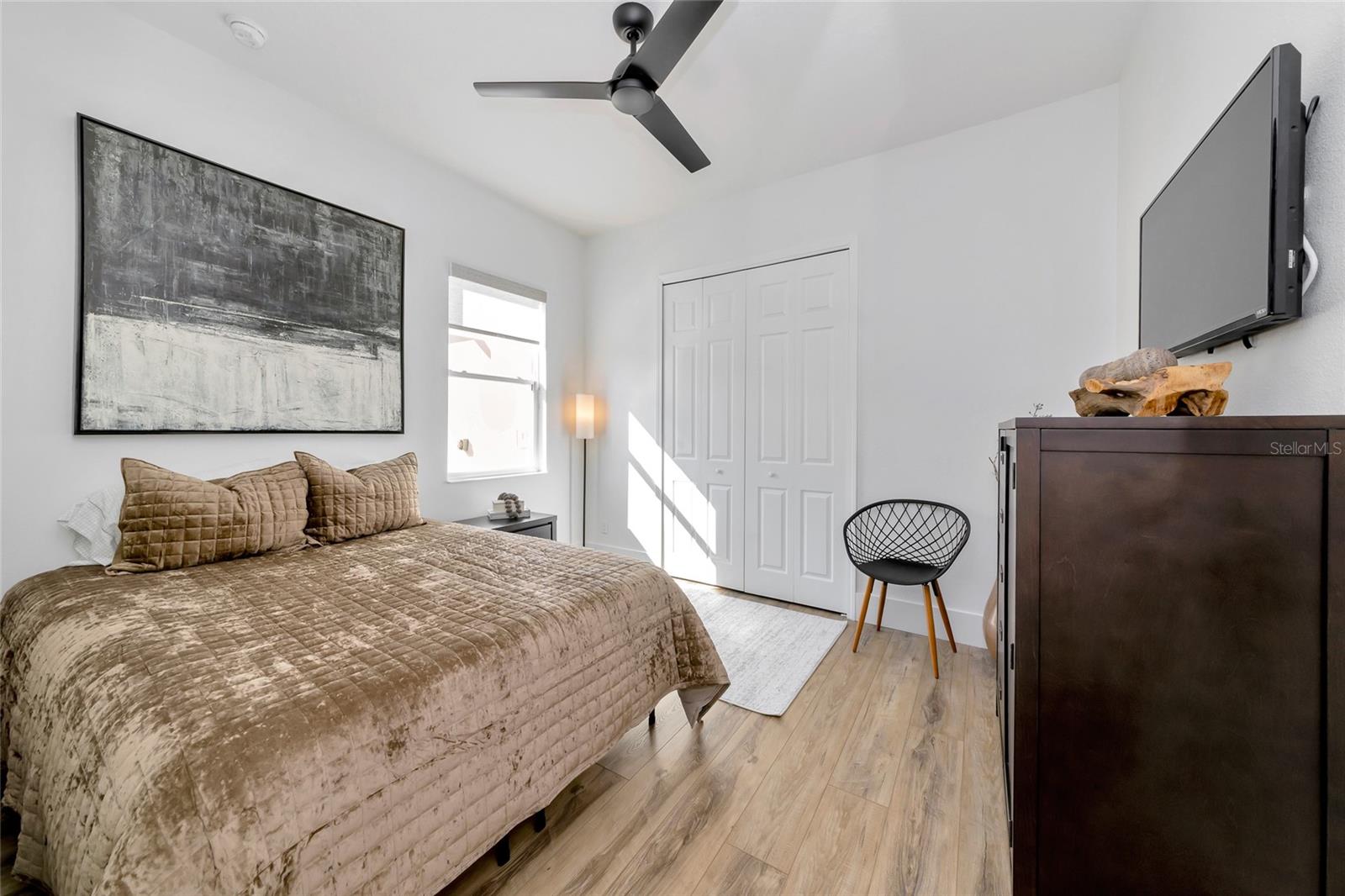 Image 44 of 54 For 16007 39th Glen E