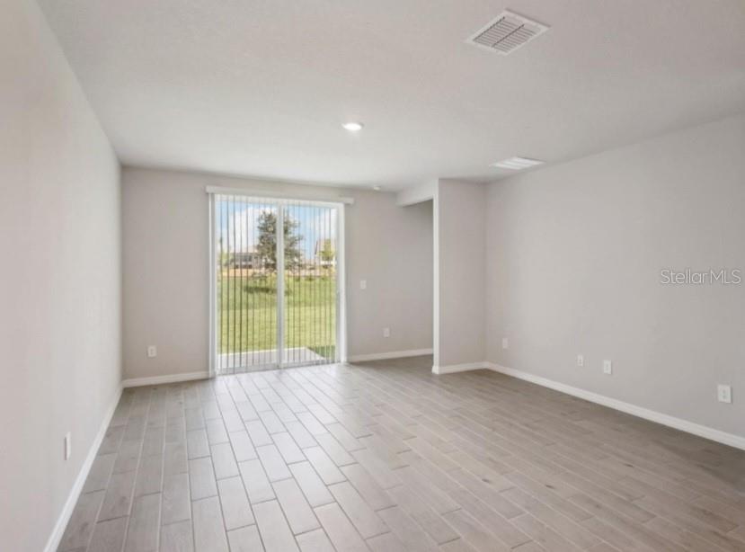 Image 5 of 19 For 14138 Crutchfield Court