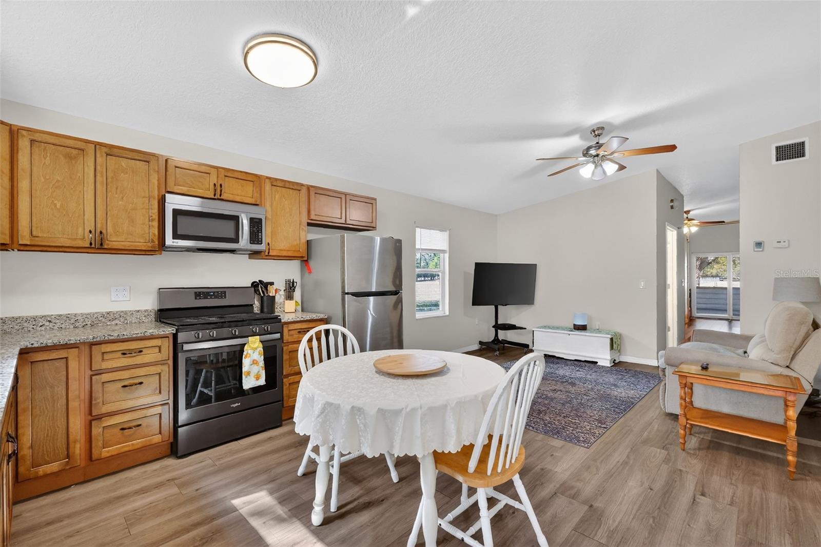 Image 33 of 58 For 4533 37th Terrace