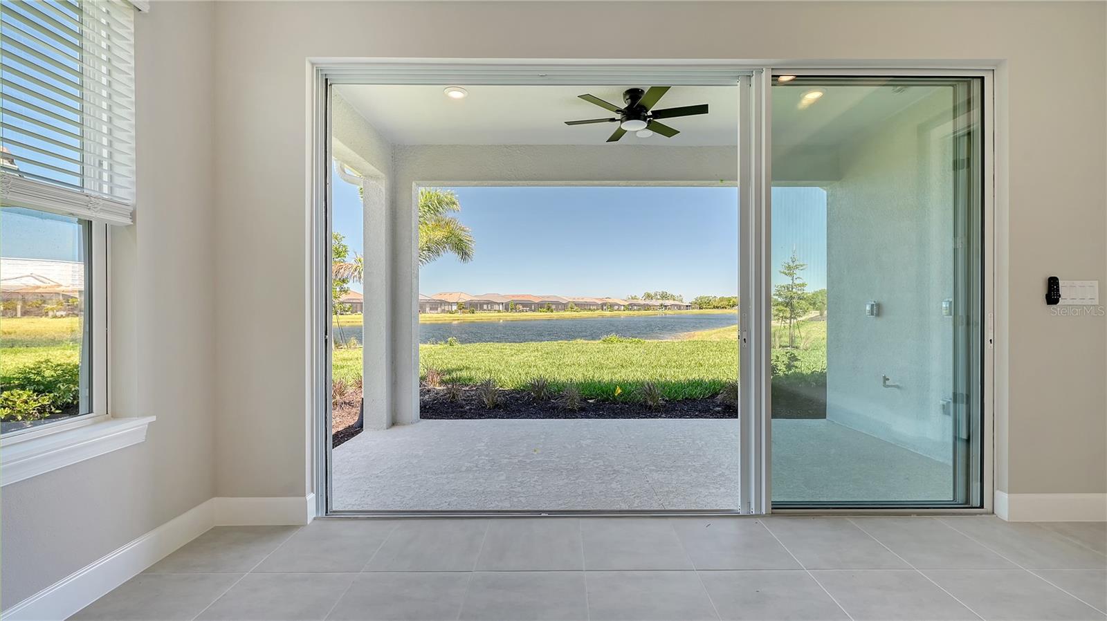 Image 10 of 72 For 16139 Isola Place