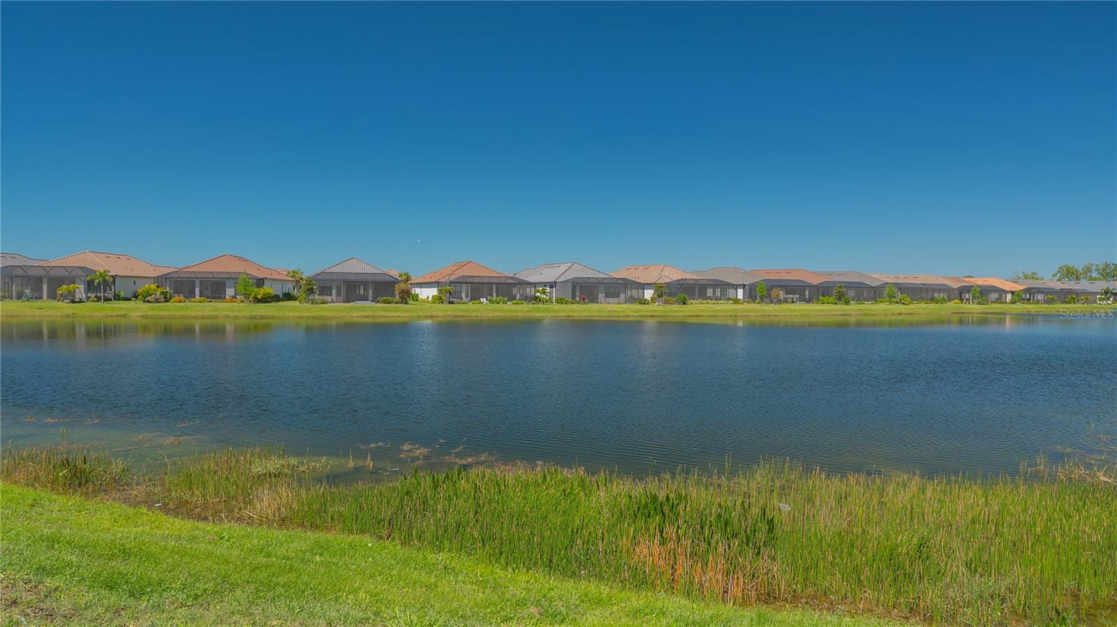 Image 37 of 72 For 16139 Isola Place