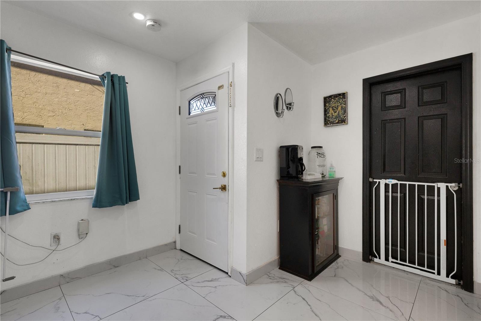 Image 16 of 32 For 2634 Dr Martin Luther King Way