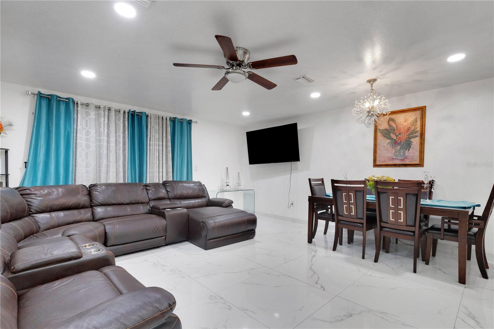 Image 2 of 32 For 2634 Dr Martin Luther King Way