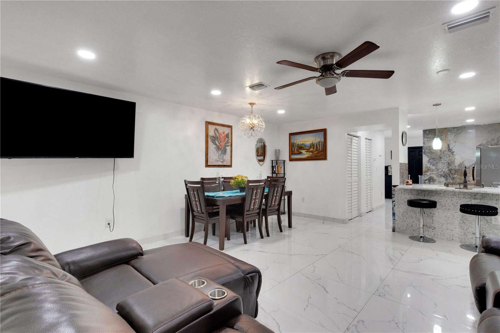 Image 5 of 32 For 2634 Dr Martin Luther King Way