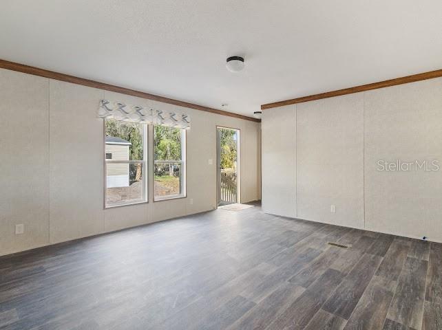 Image 9 of 19 For 6056 Sw Miami Avenue