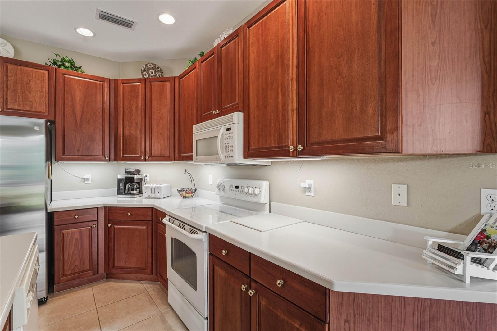 Image 19 of 32 For 2520 Cottonwood Ln