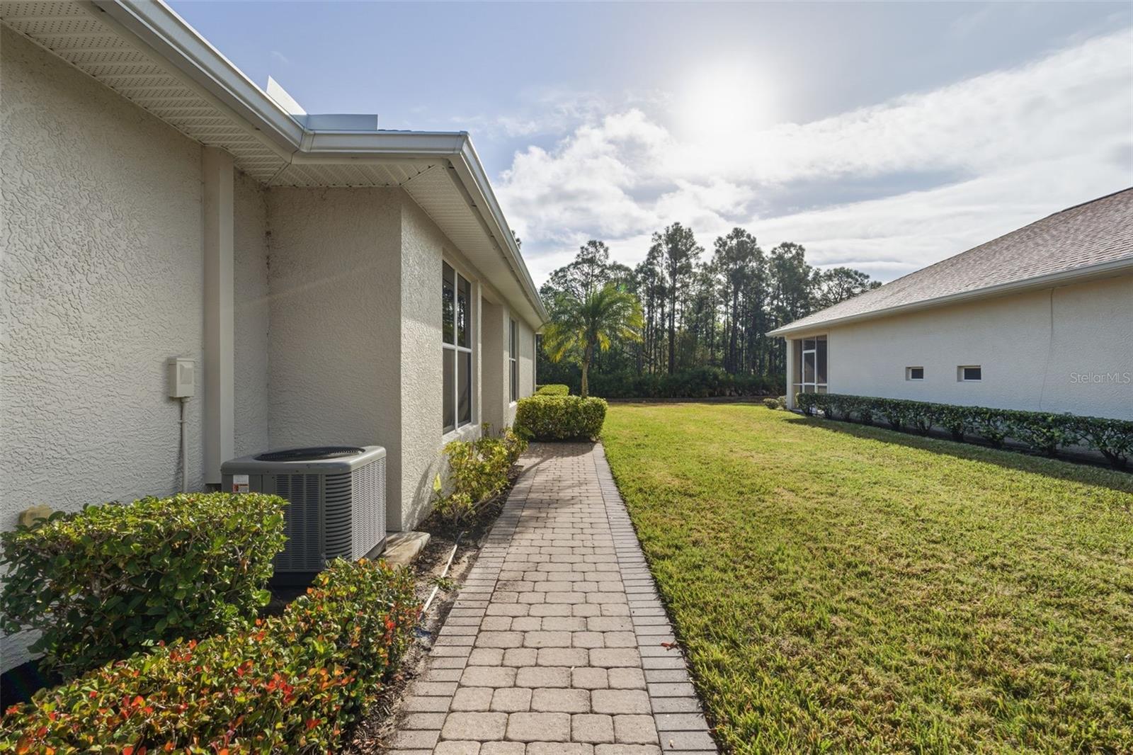 Image 3 of 32 For 2520 Cottonwood Ln