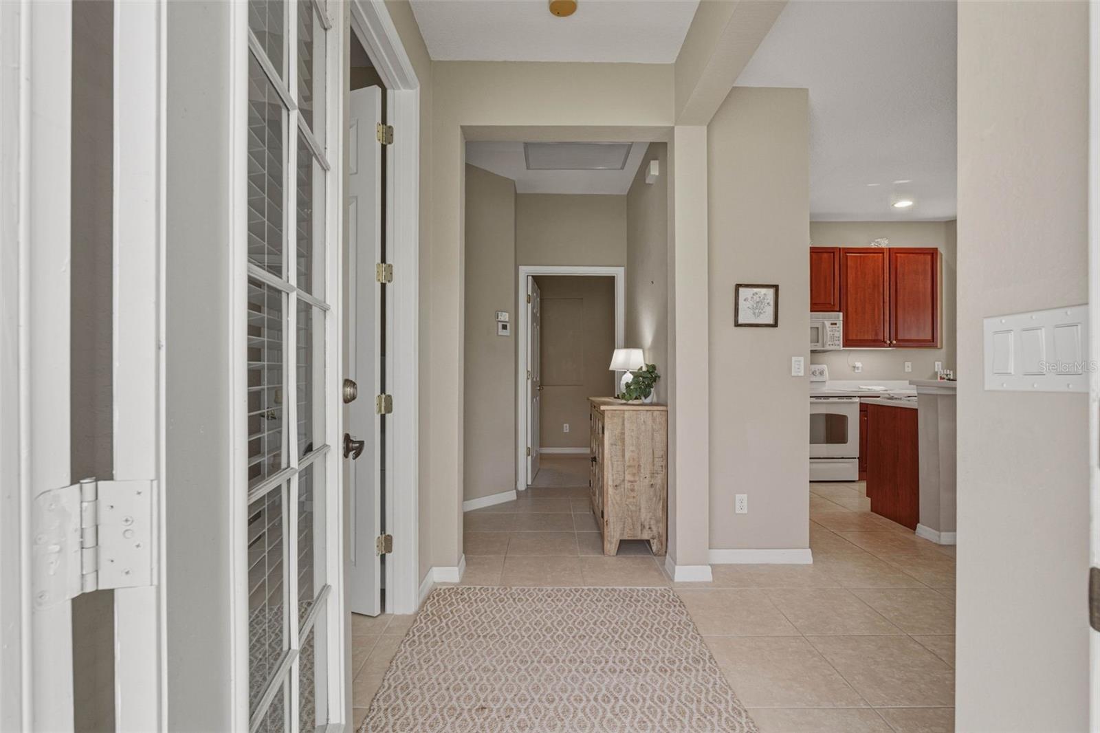 Image 6 of 32 For 2520 Cottonwood Ln