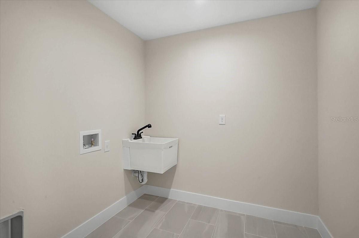 Image 12 of 32 For 225 Baytree Drive