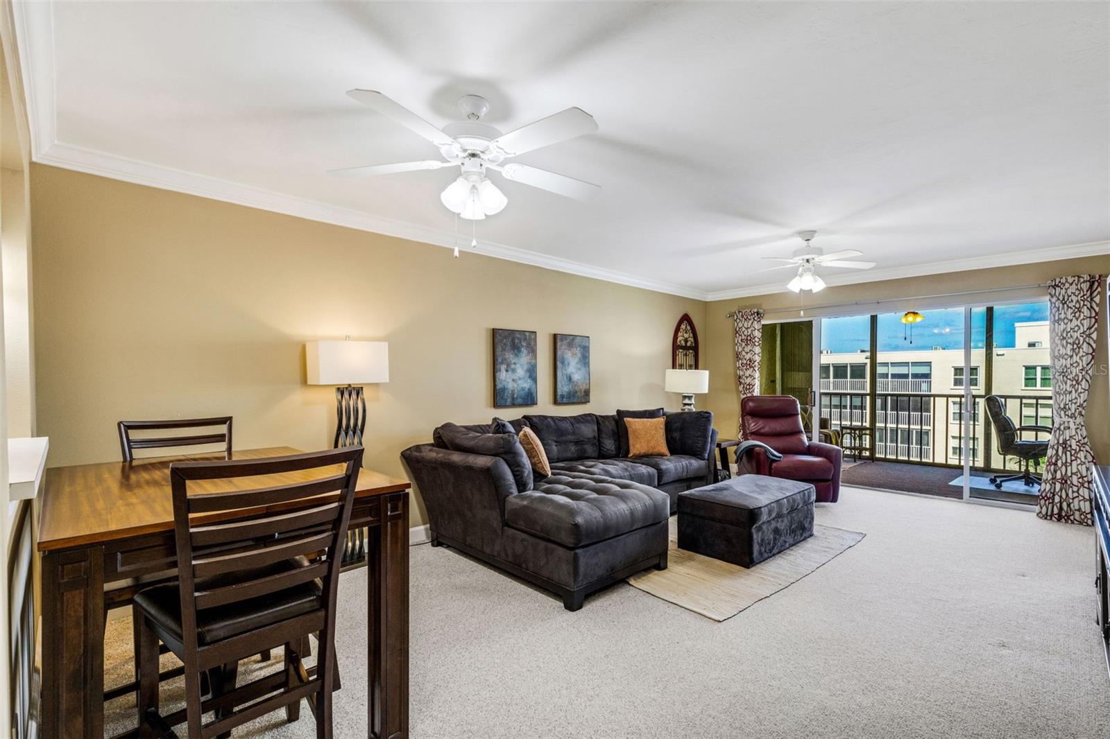 Image 17 of 49 For 3980 Ironwood Circle 404