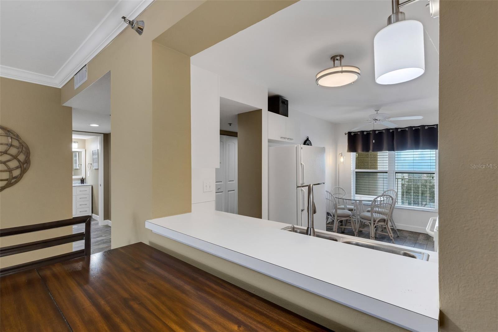 Image 20 of 49 For 3980 Ironwood Circle 404