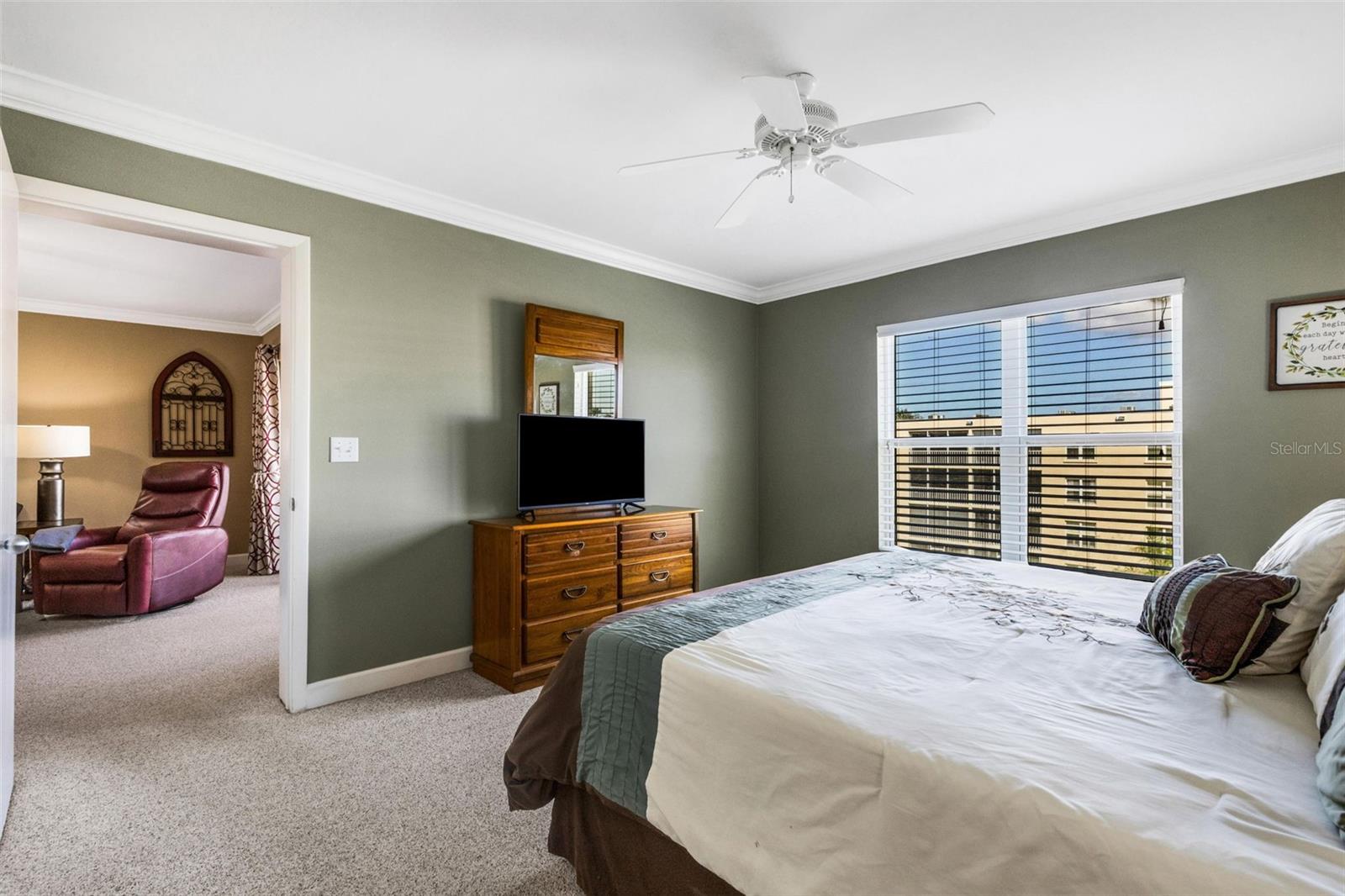 Image 29 of 49 For 3980 Ironwood Circle 404