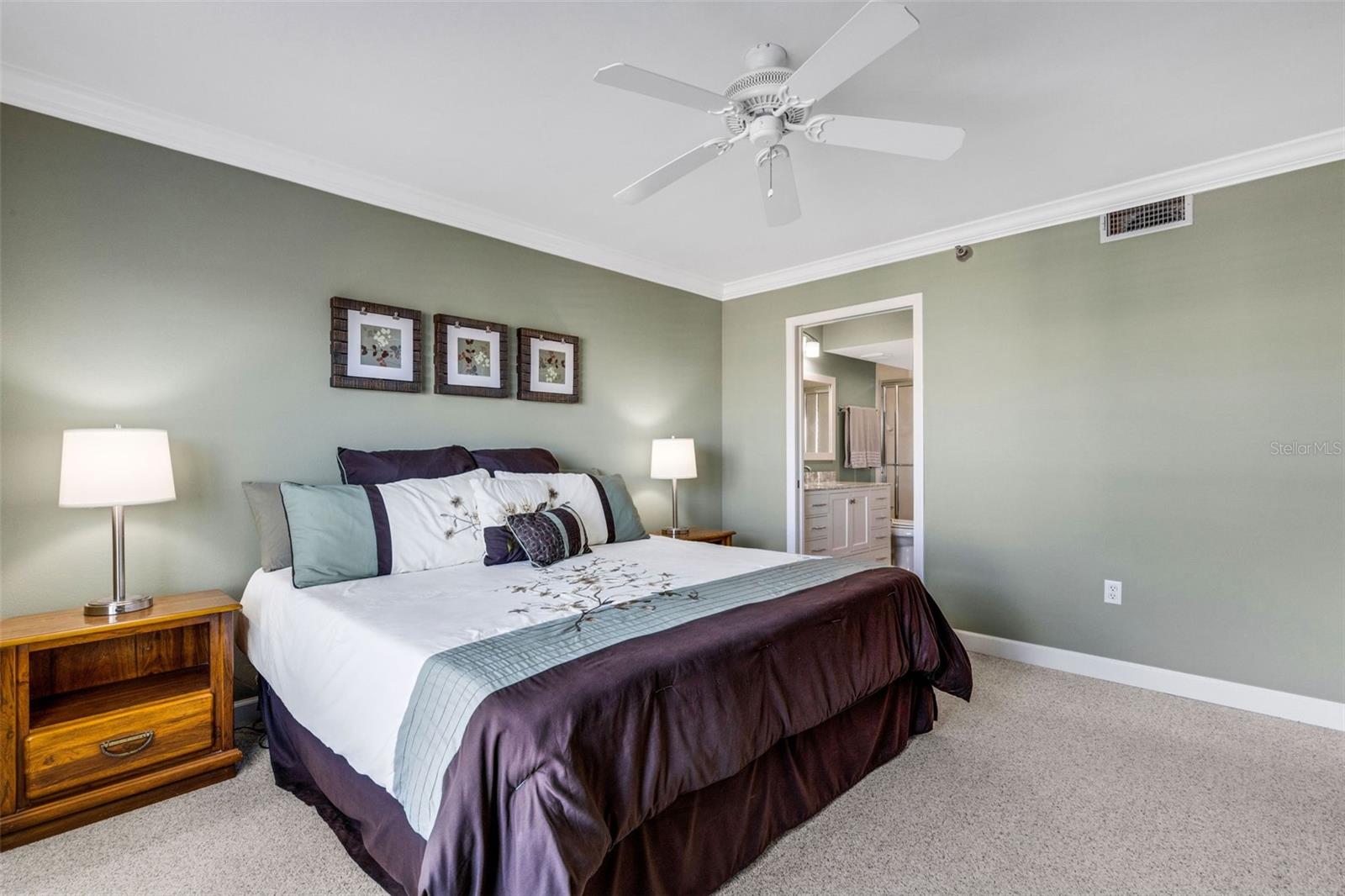 Image 30 of 49 For 3980 Ironwood Circle 404