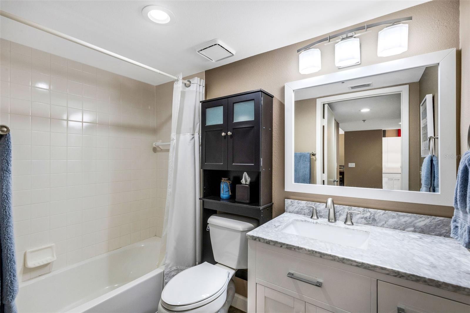 Image 6 of 49 For 3980 Ironwood Circle 404