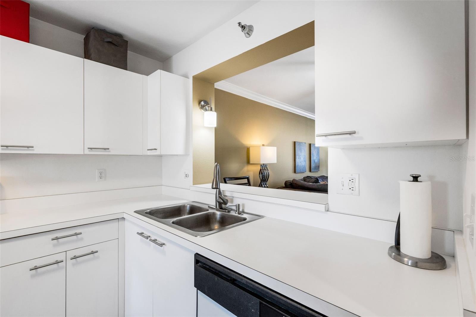 Image 9 of 49 For 3980 Ironwood Circle 404