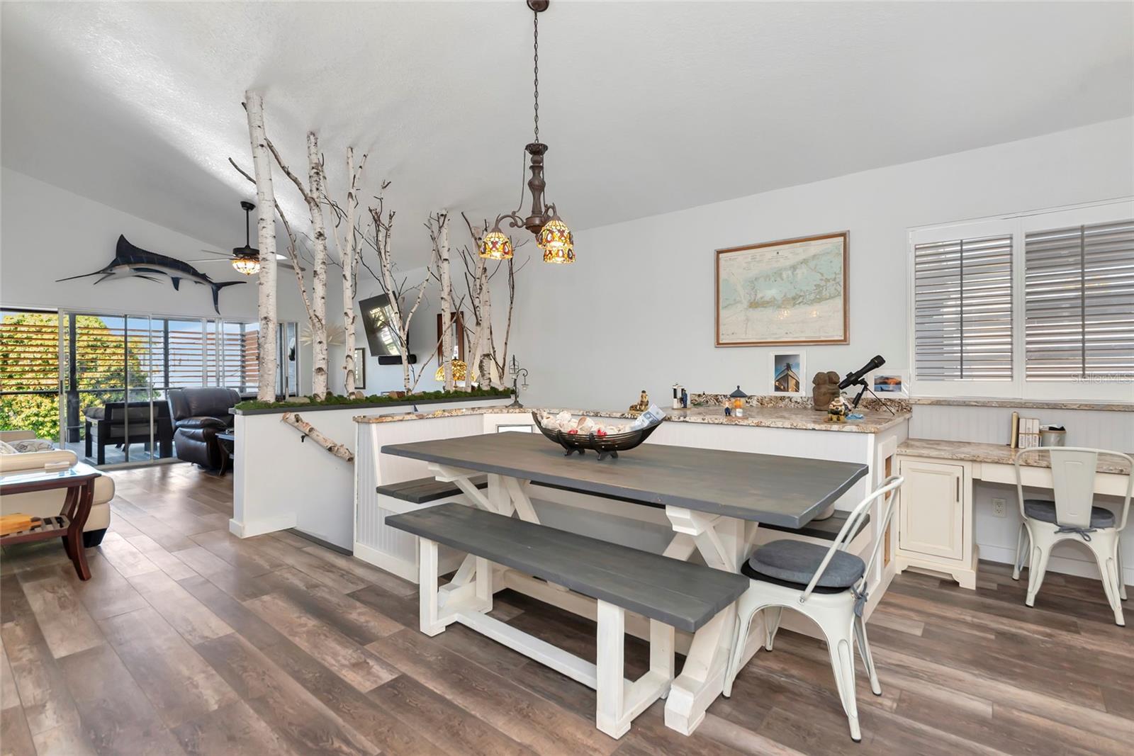 Image 16 of 69 For 4211 3rd Avenue Ne