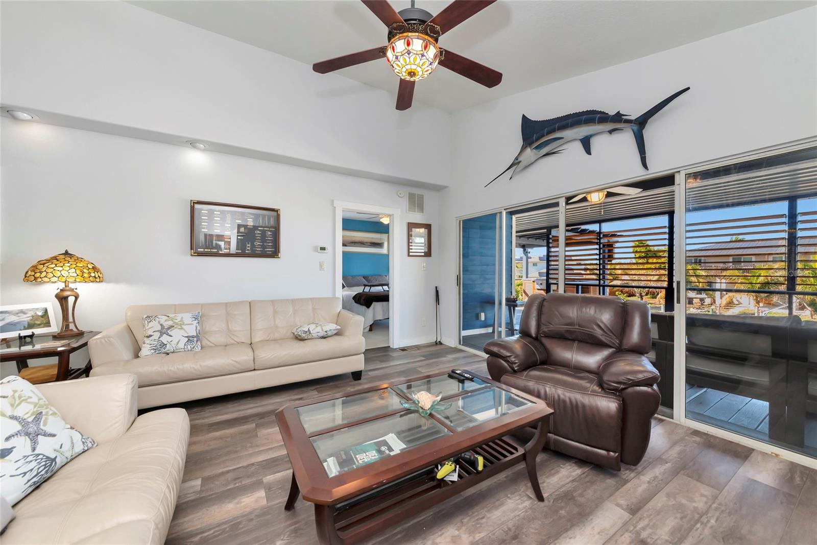 Image 17 of 69 For 4211 3rd Avenue Ne