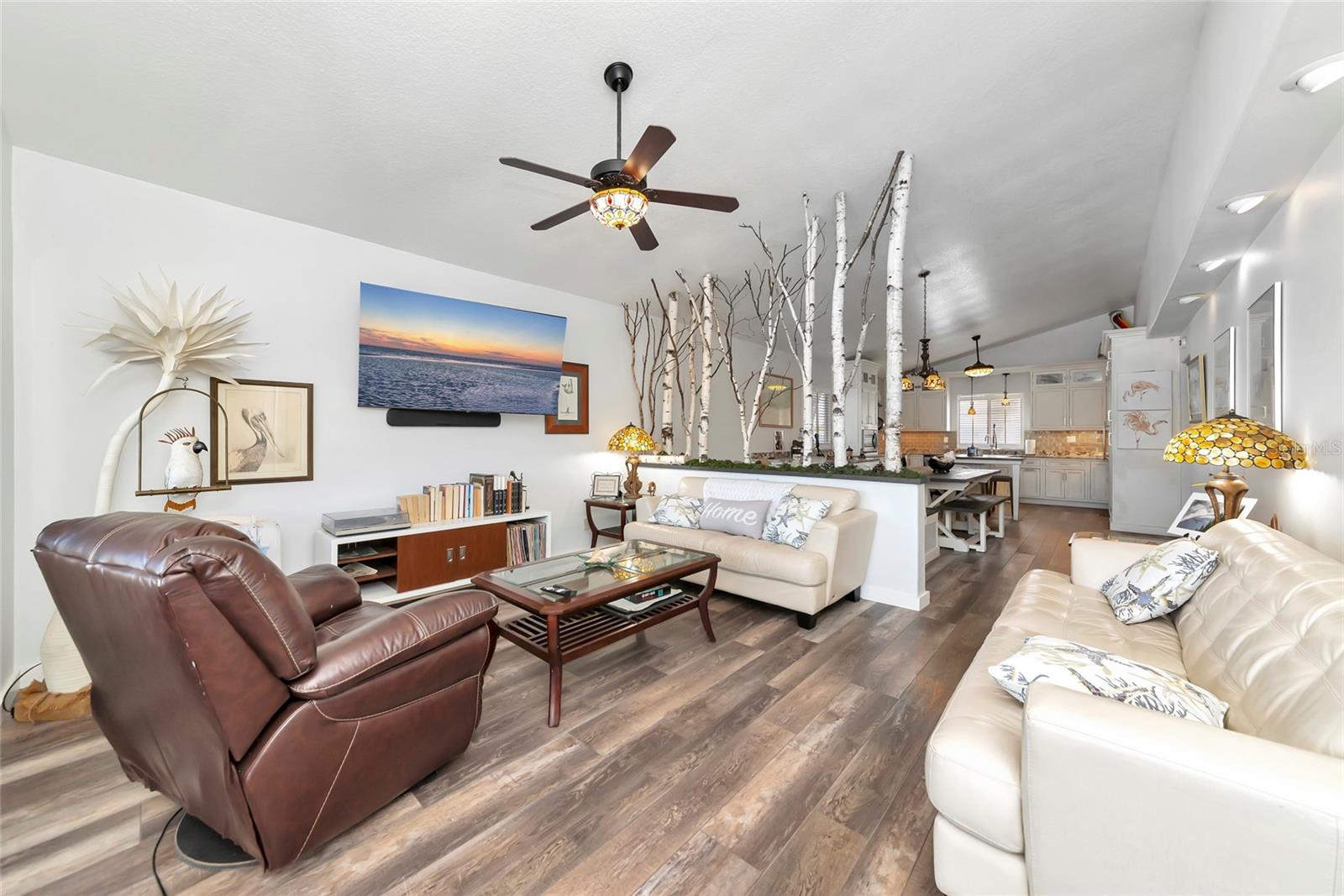 Image 26 of 69 For 4211 3rd Avenue Ne