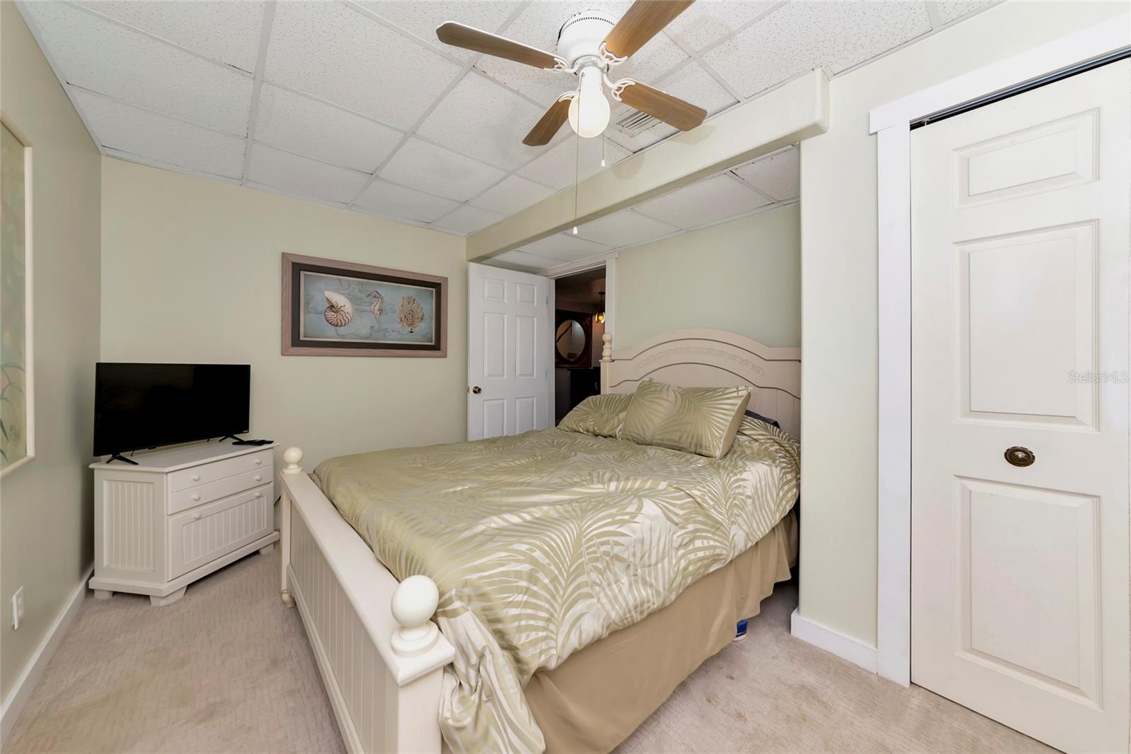 Image 36 of 69 For 4211 3rd Avenue Ne