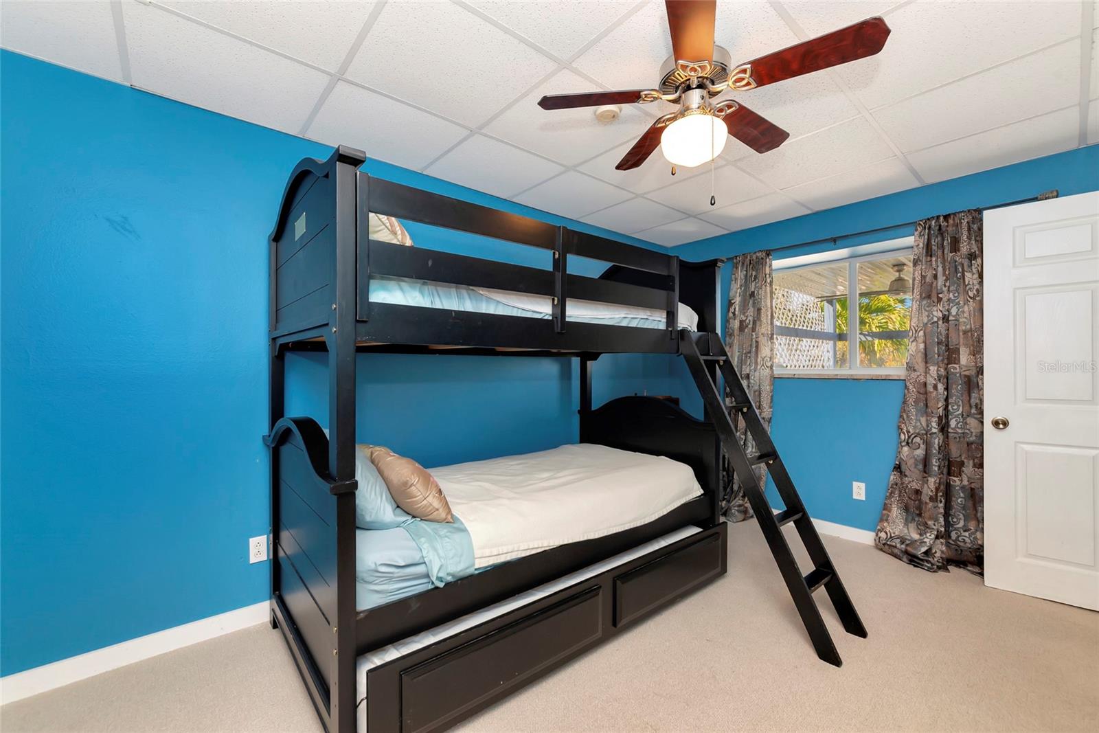 Image 43 of 69 For 4211 3rd Avenue Ne