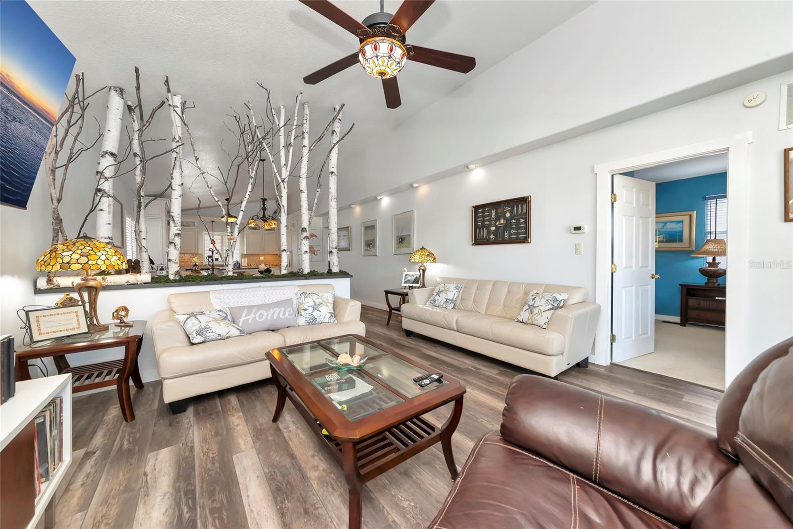 Image 6 of 69 For 4211 3rd Avenue Ne