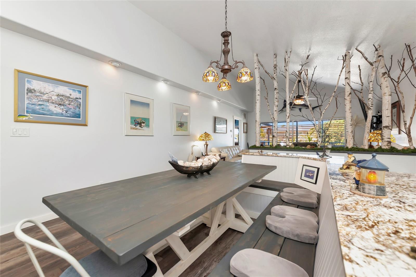 Image 7 of 69 For 4211 3rd Avenue Ne