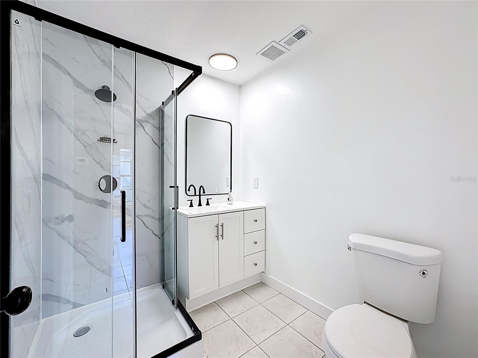 Image 18 of 28 For 608 Jefferson Avenue 30