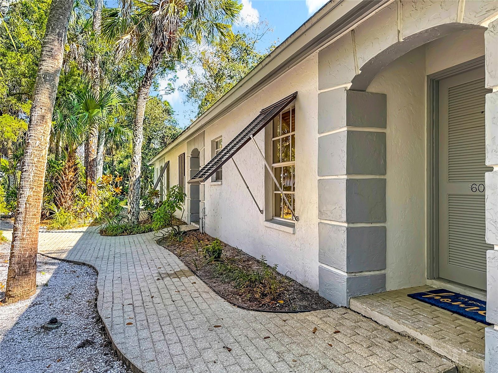 Image 3 of 28 For 608 Jefferson Avenue 30