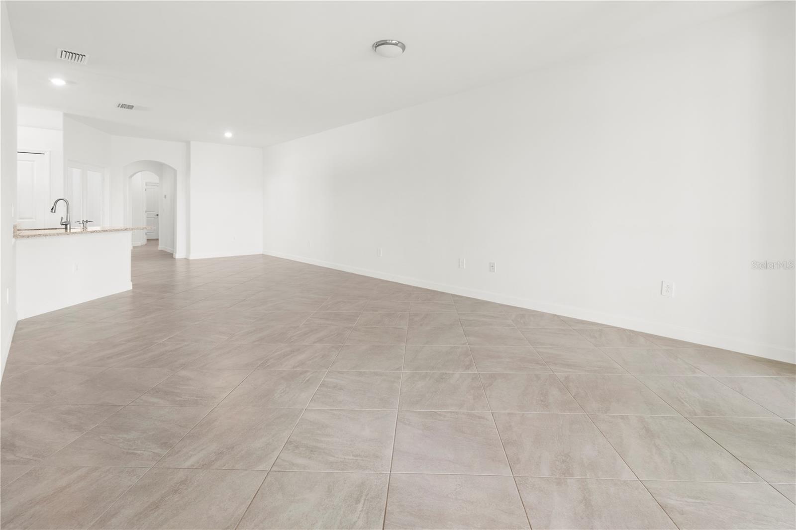 Image 14 of 73 For 15978 Clear Skies Place