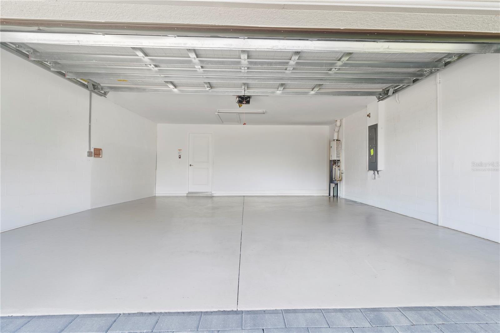 Image 42 of 73 For 15978 Clear Skies Place